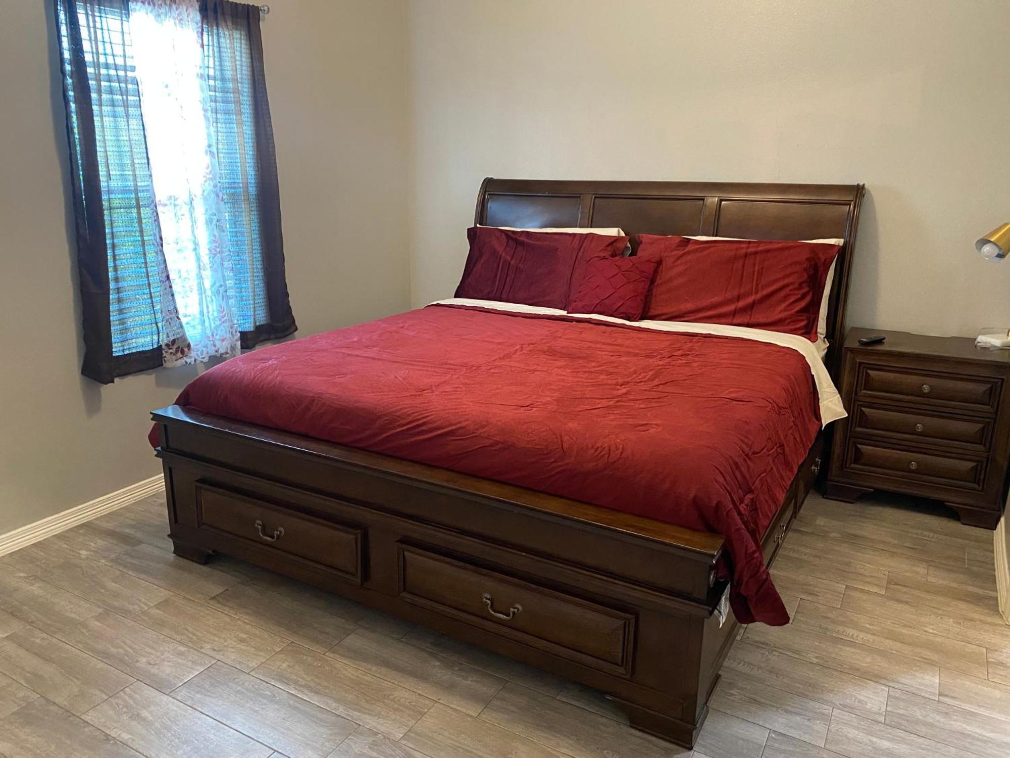 Cozy Getaway With King Bed Near Utrgv Apartment Edinburg Exterior photo